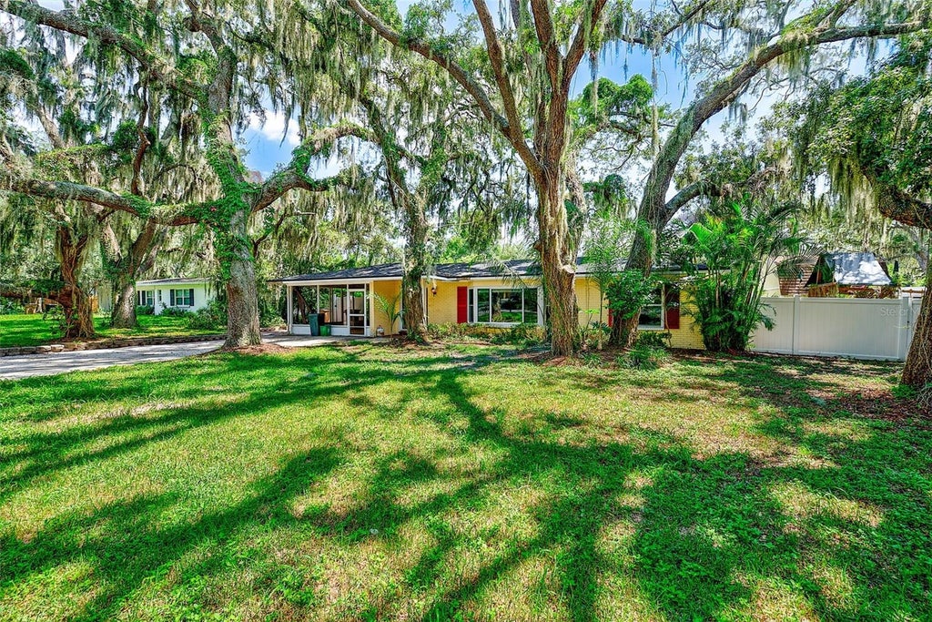 Photo of 303 Saint Augustine Avenue, Temple Terrace, FL 33617 (MLS # TB8549458)
