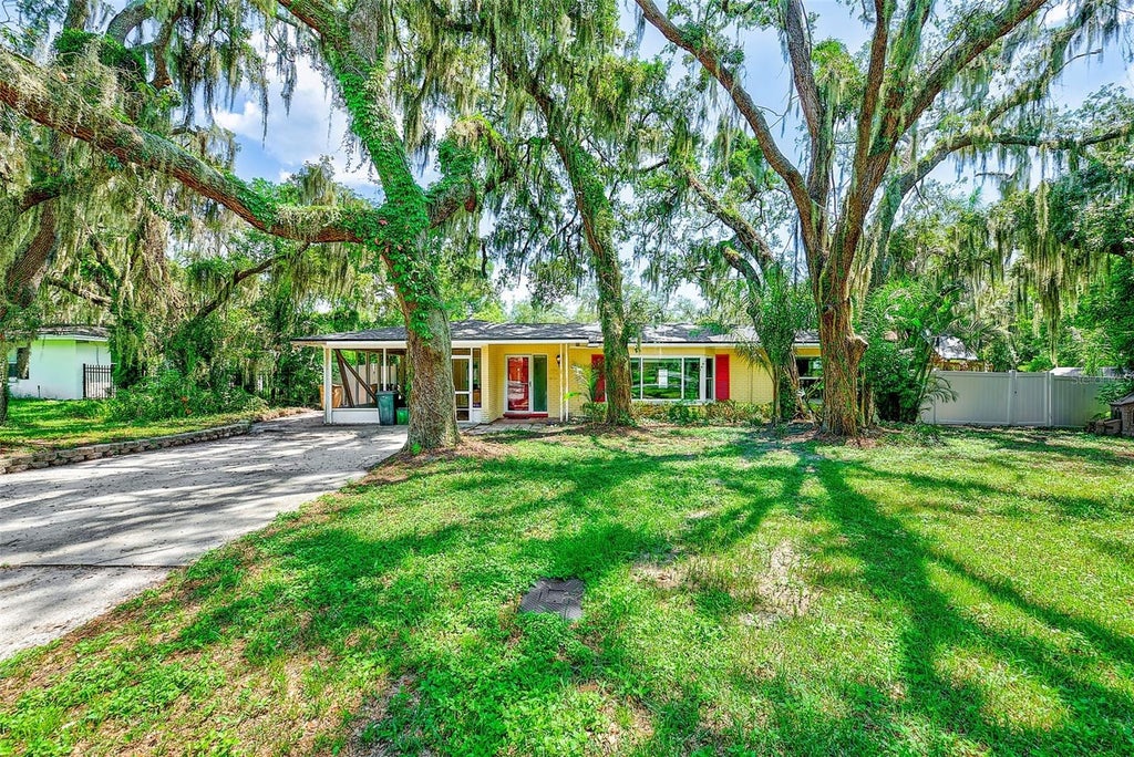 Photo of 303 Saint Augustine Avenue, Temple Terrace, FL 33617 (MLS # TB8549458)