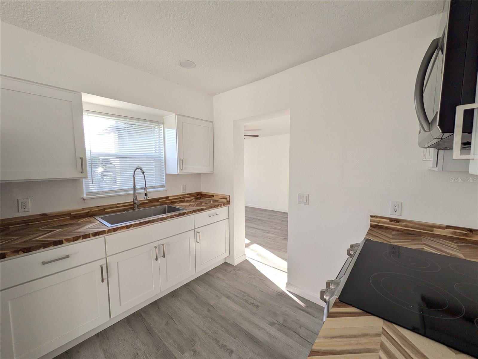 GATEWAY EAST - Residential