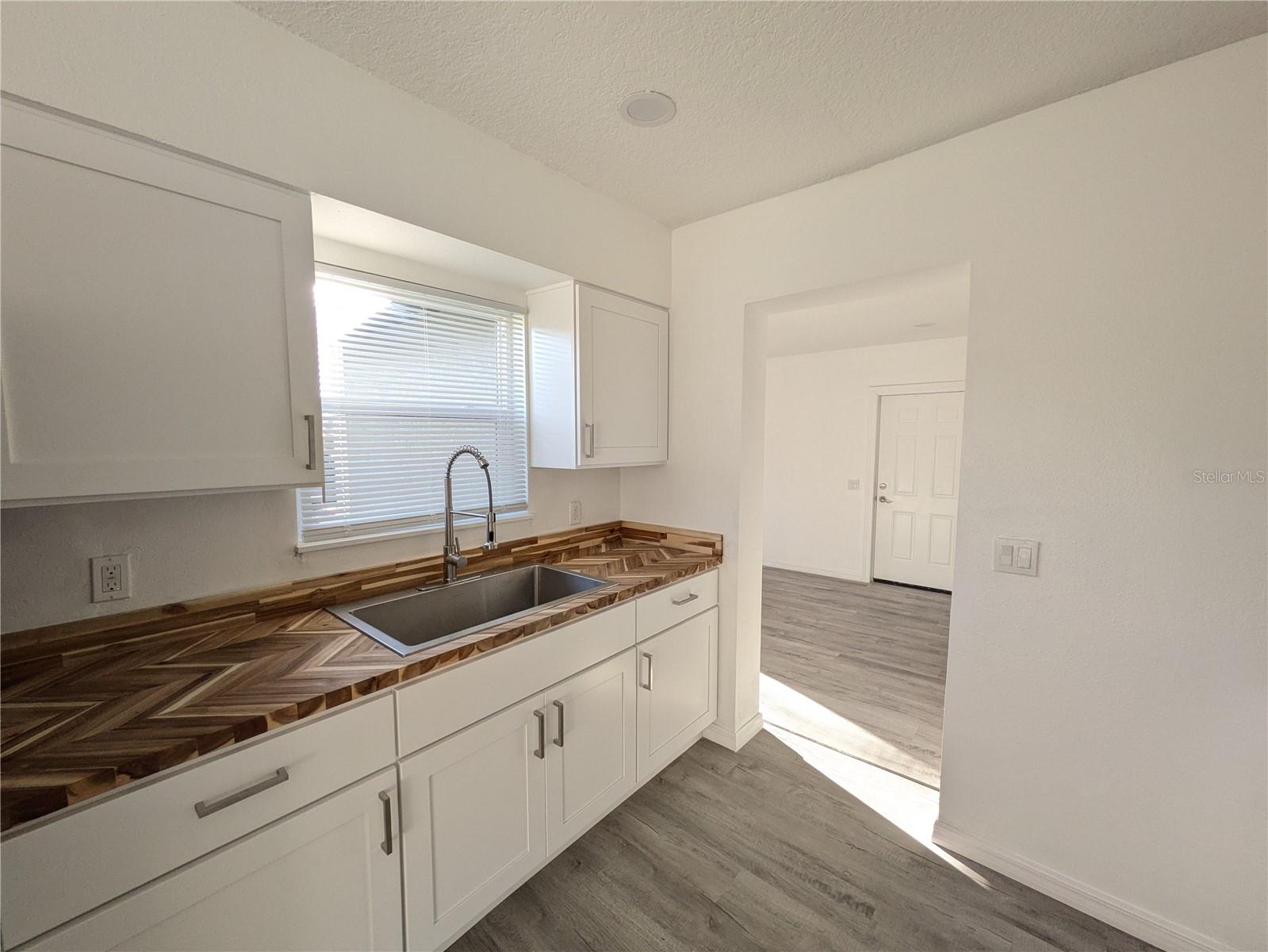 GATEWAY EAST - Residential