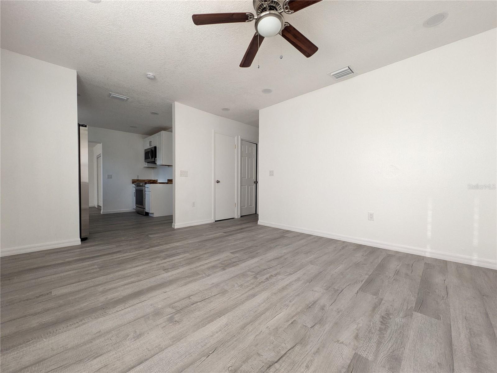 GATEWAY EAST - Residential