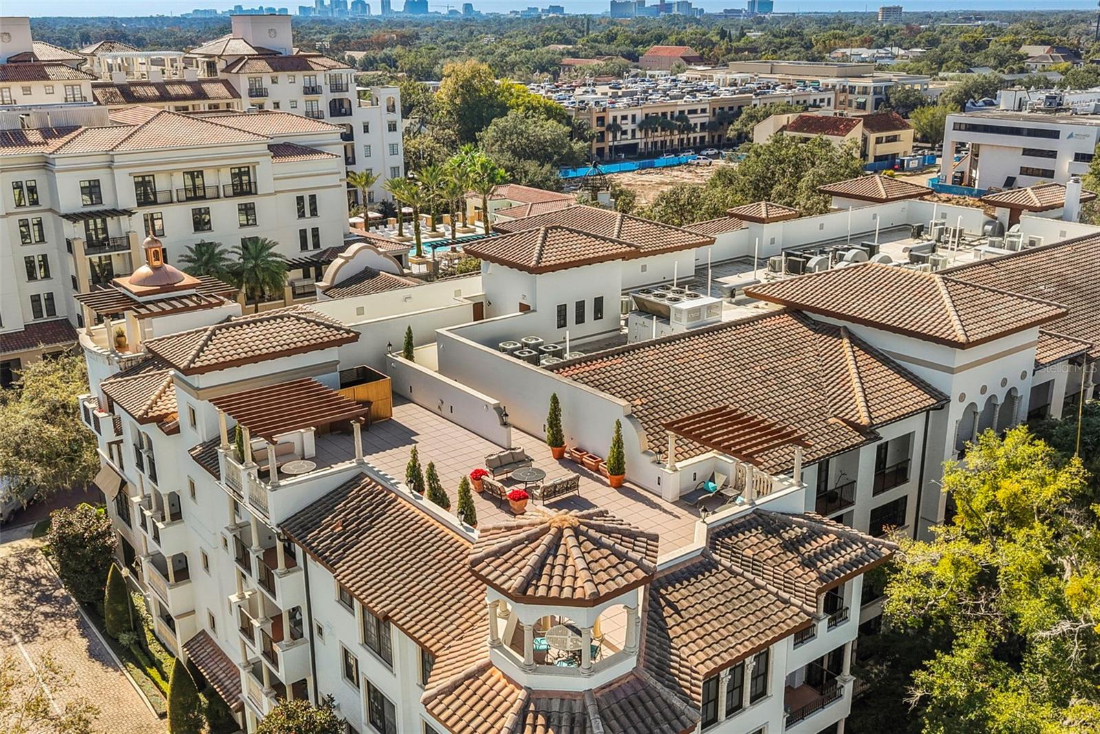 TROVILLION CONDO - Residential