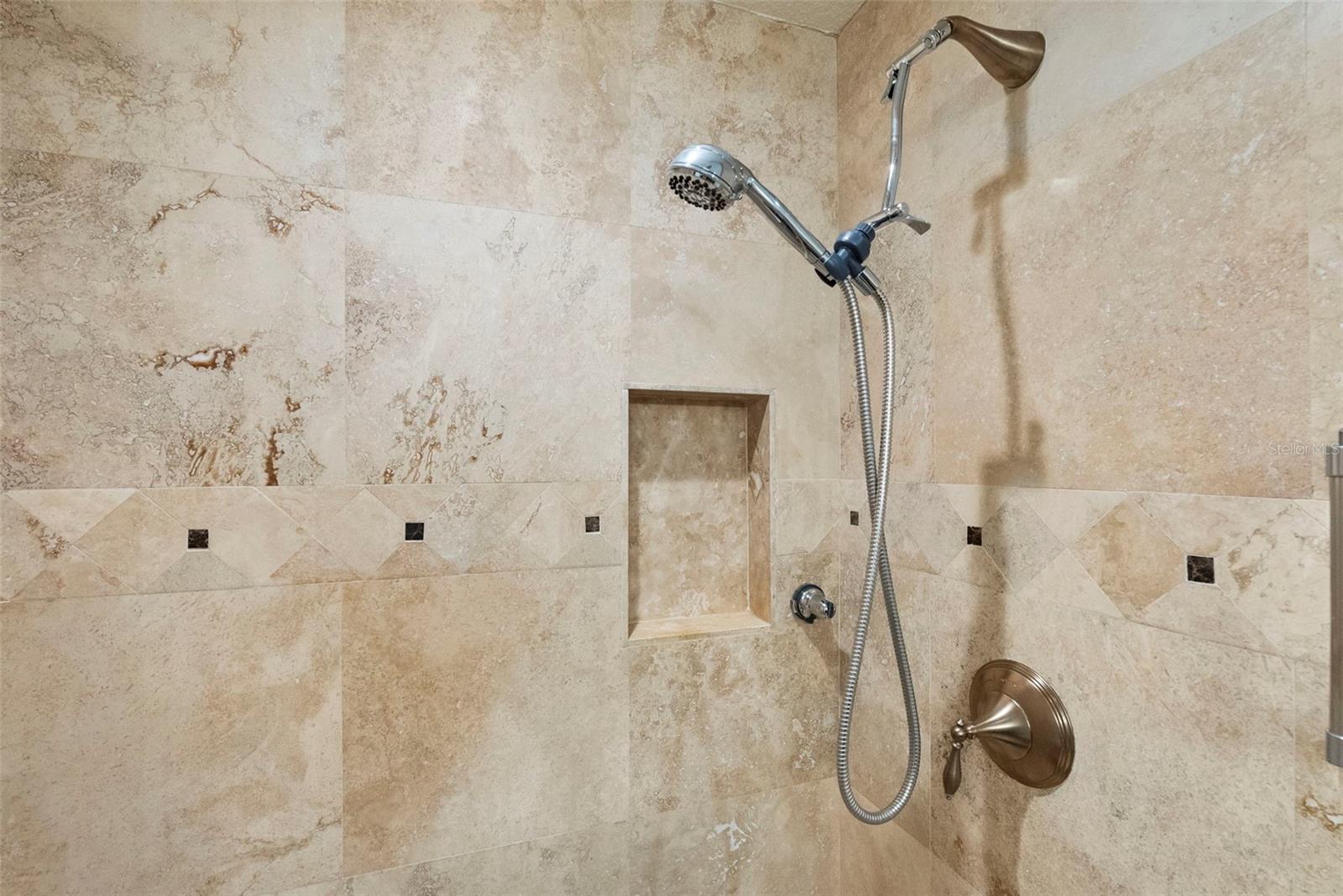 TROVILLION CONDO - Residential