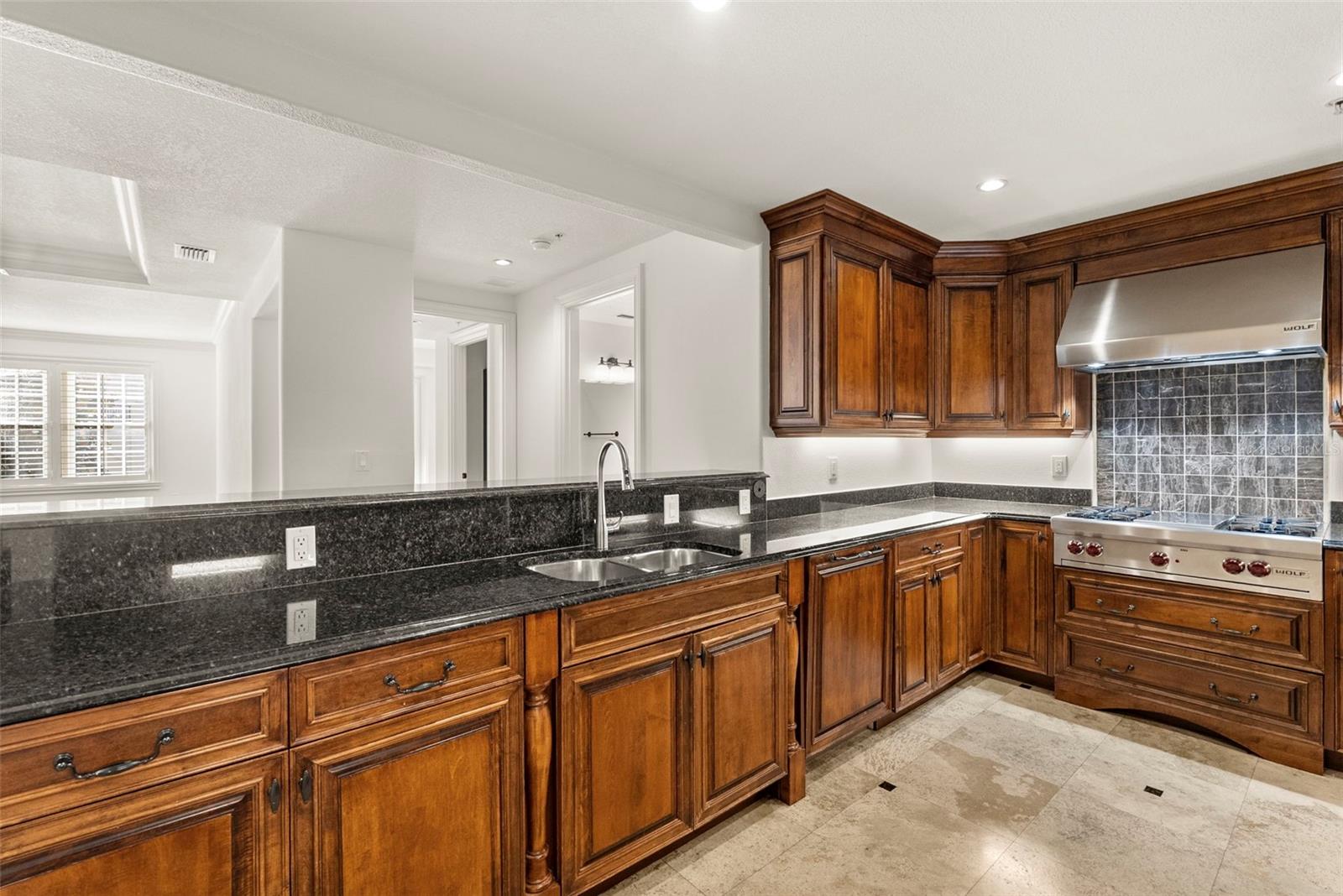 TROVILLION CONDO - Residential