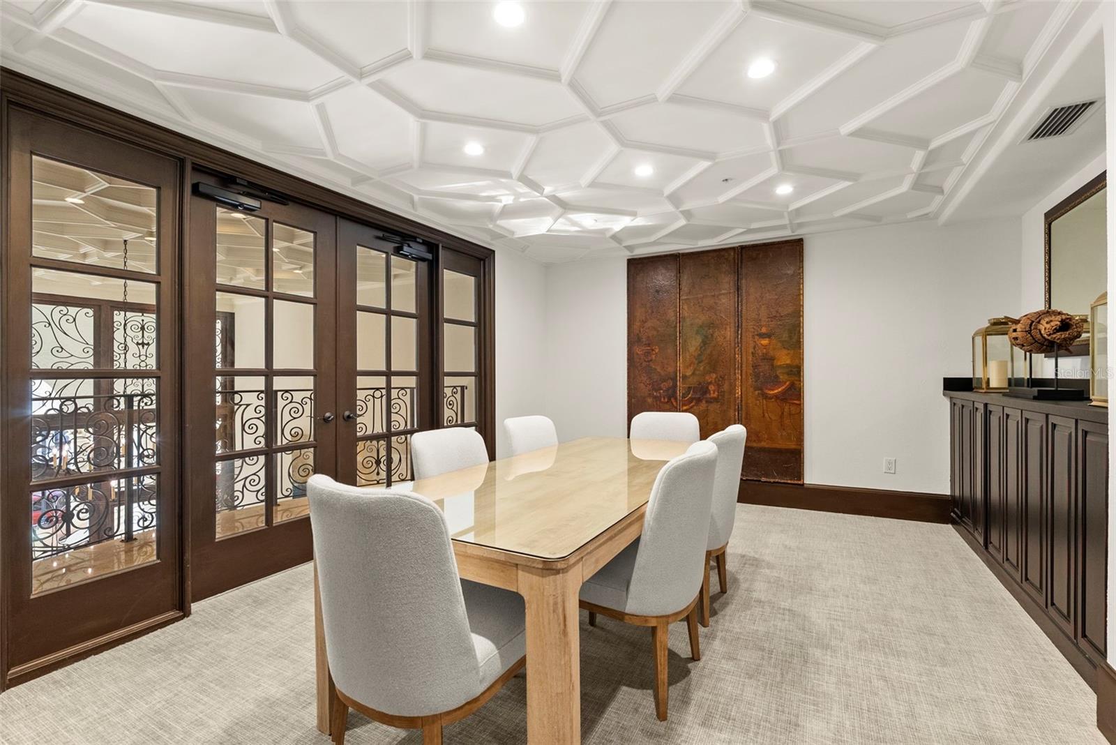 TROVILLION CONDO - Residential