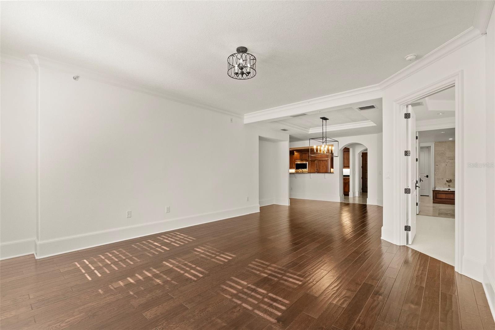 TROVILLION CONDO - Residential