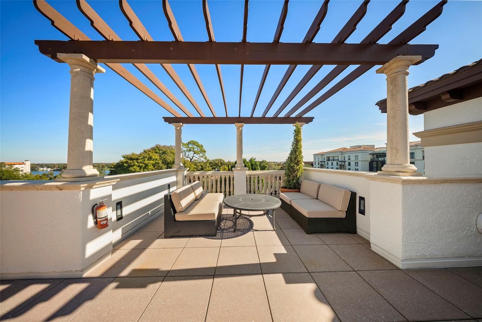 TROVILLION CONDO - Residential