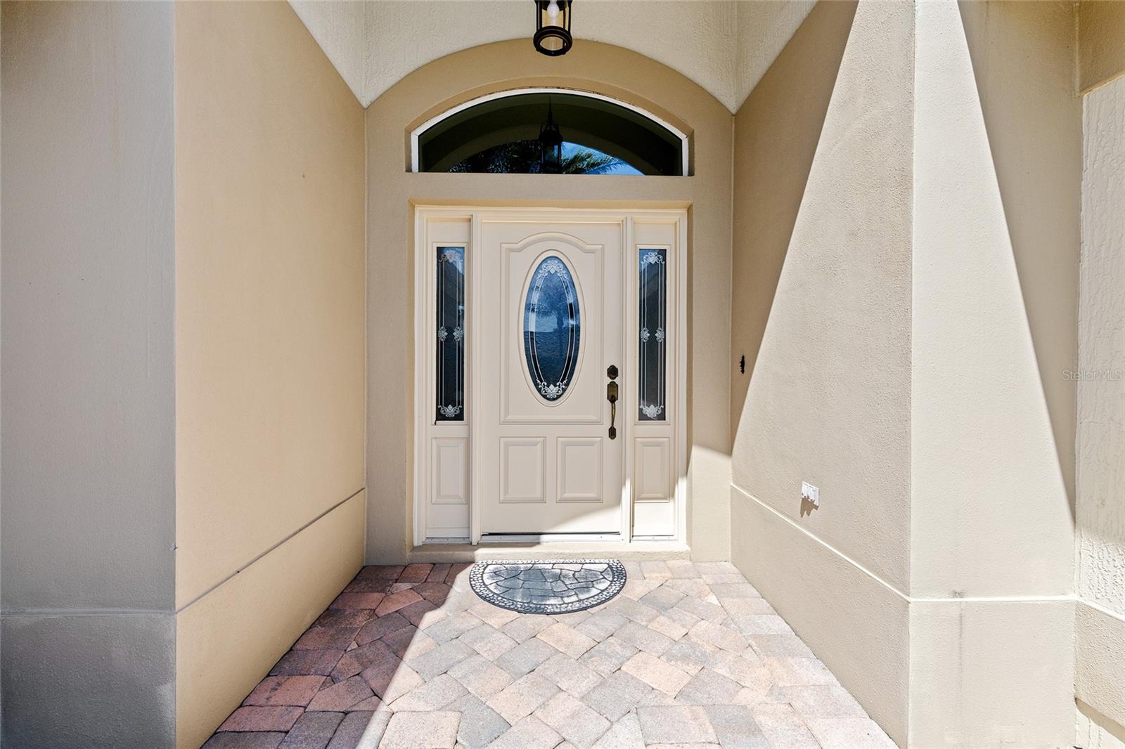 1329 GASTON LOOP