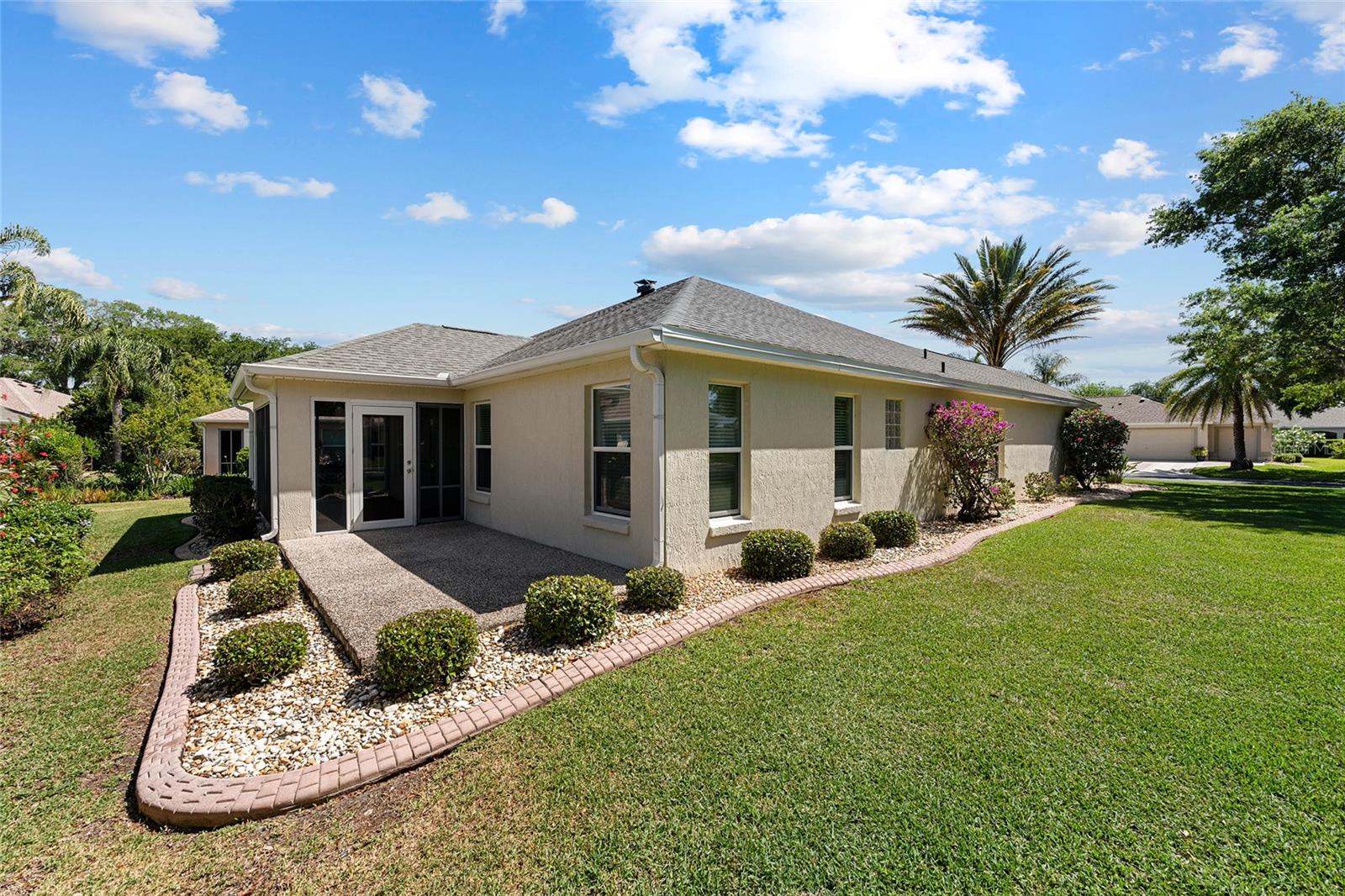 1329 GASTON LOOP