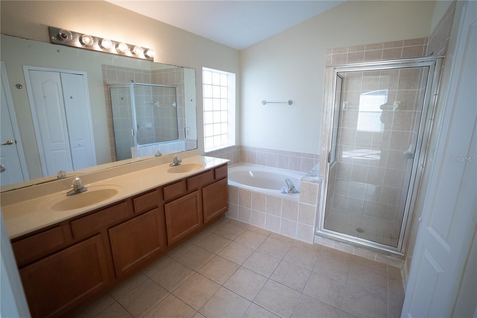 MISSION PARK - Residential