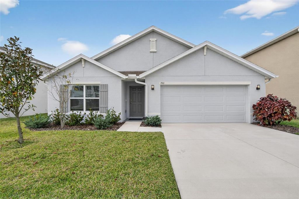 Photo of 7511 Rosewood Garden Loop, Tampa, FL 33637 (MLS # A4680083)
