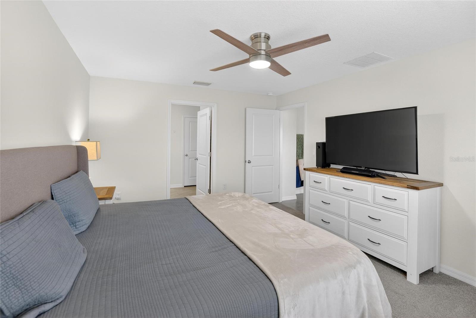 RIVER PARK - Residential