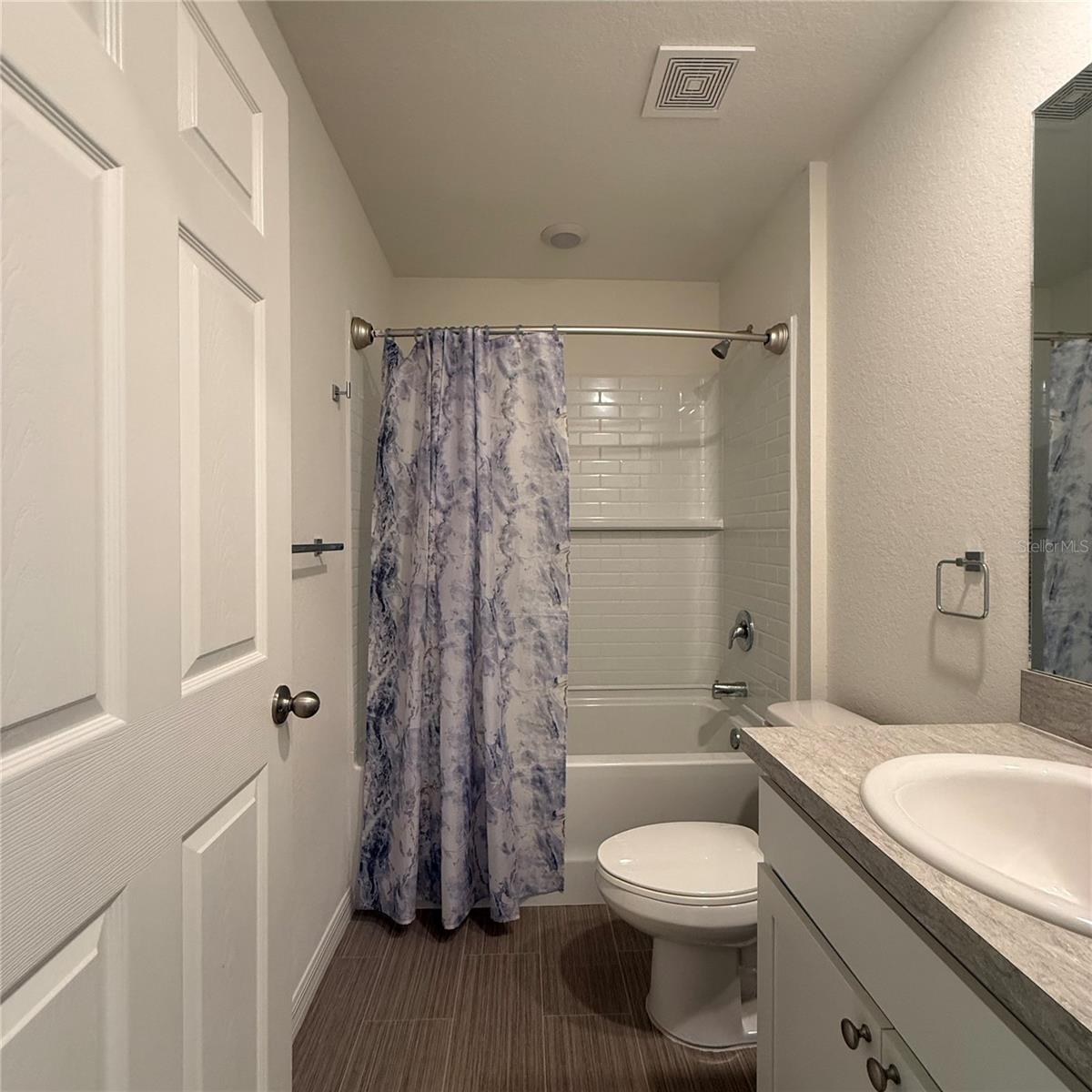 PORT CHARLOTTE SUB 09 - Residential Lease