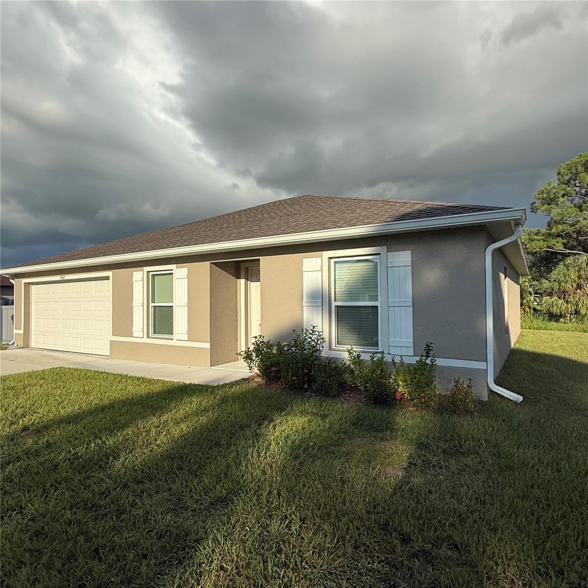 PORT CHARLOTTE SUB 09 - Residential Lease
