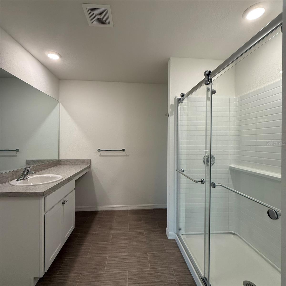 PORT CHARLOTTE SUB 09 - Residential Lease