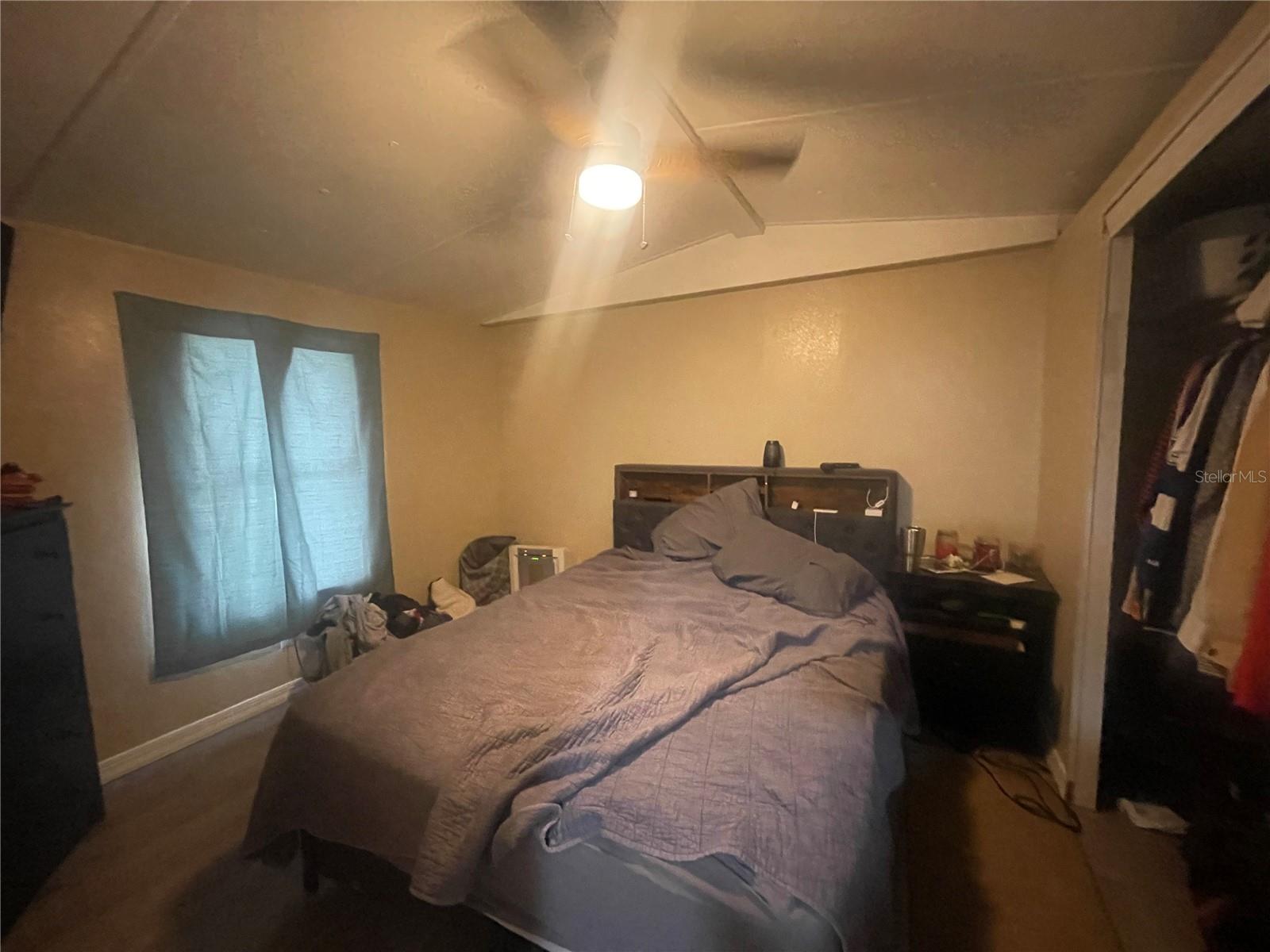LAWNDALE - Residential