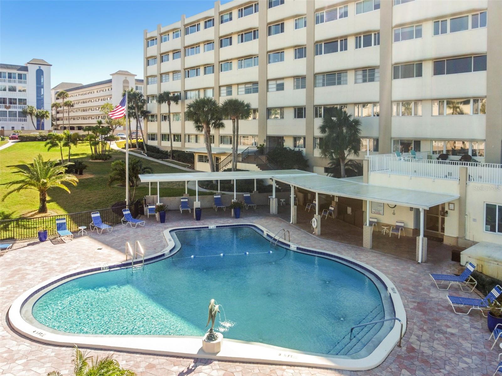 HARBOUR CLUB CONDO 2 - Residential