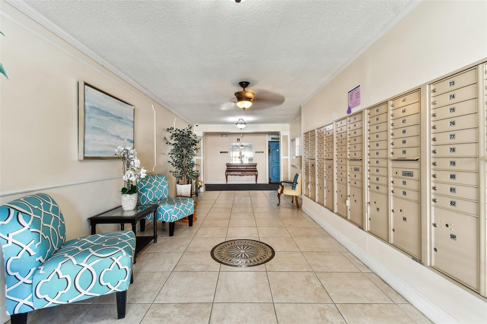 HARBOUR CLUB CONDO 2 - Residential