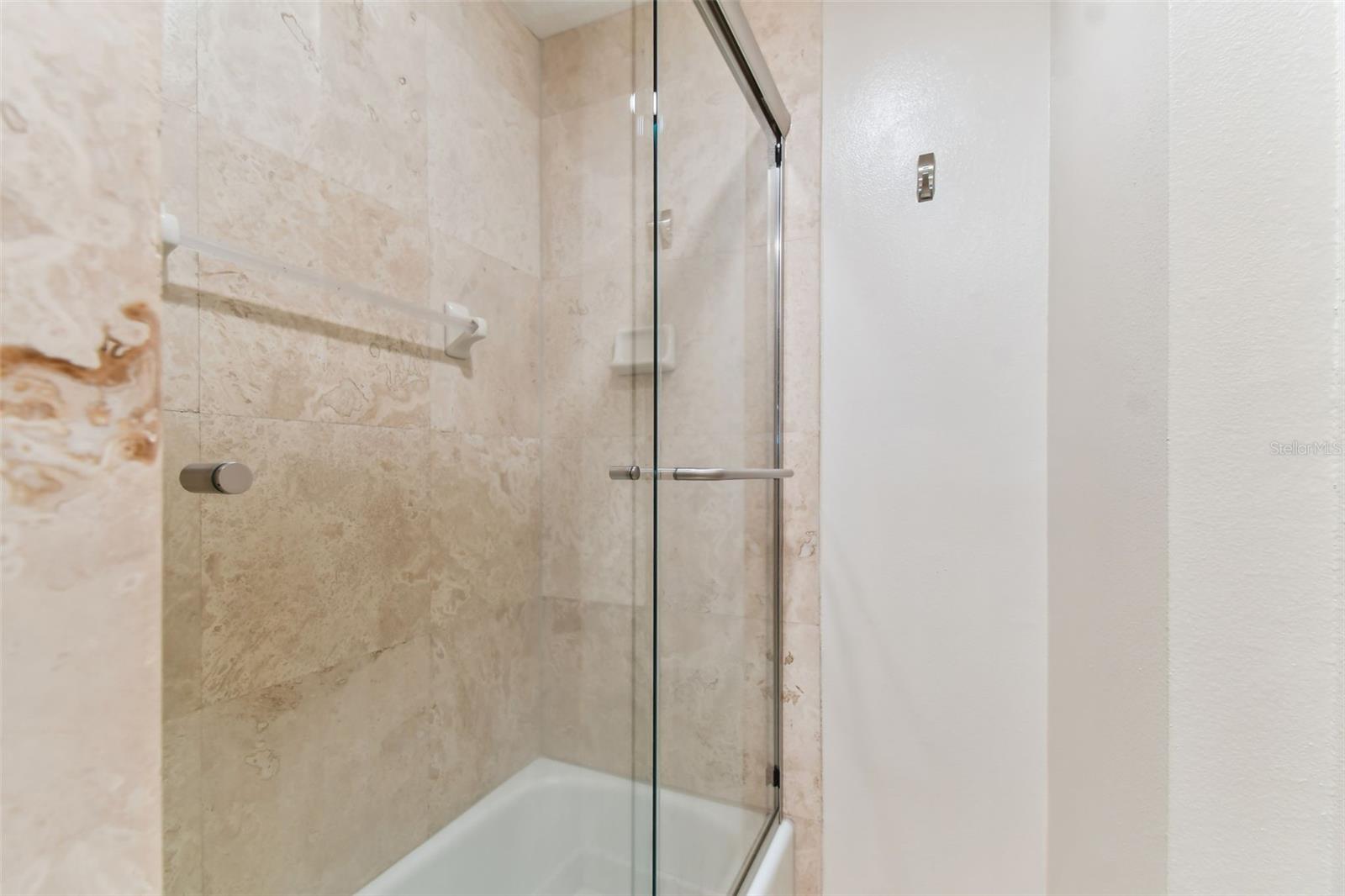 HARBOUR CLUB CONDO 2 - Residential