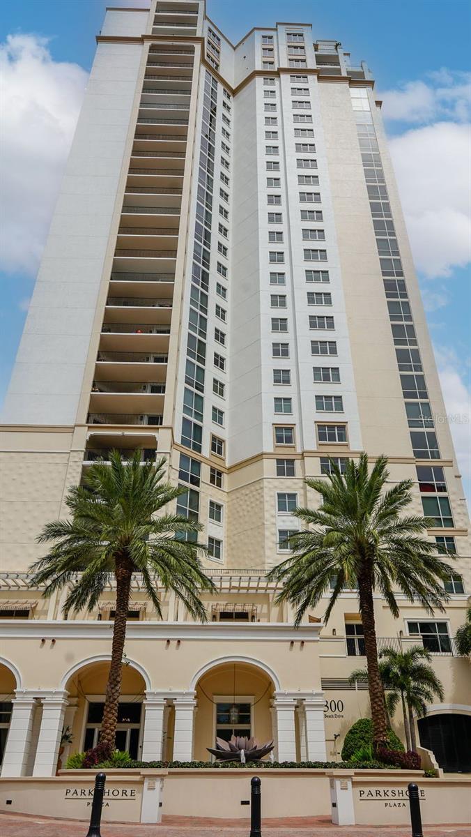 PARKSHORE PLAZA CONDO - Residential