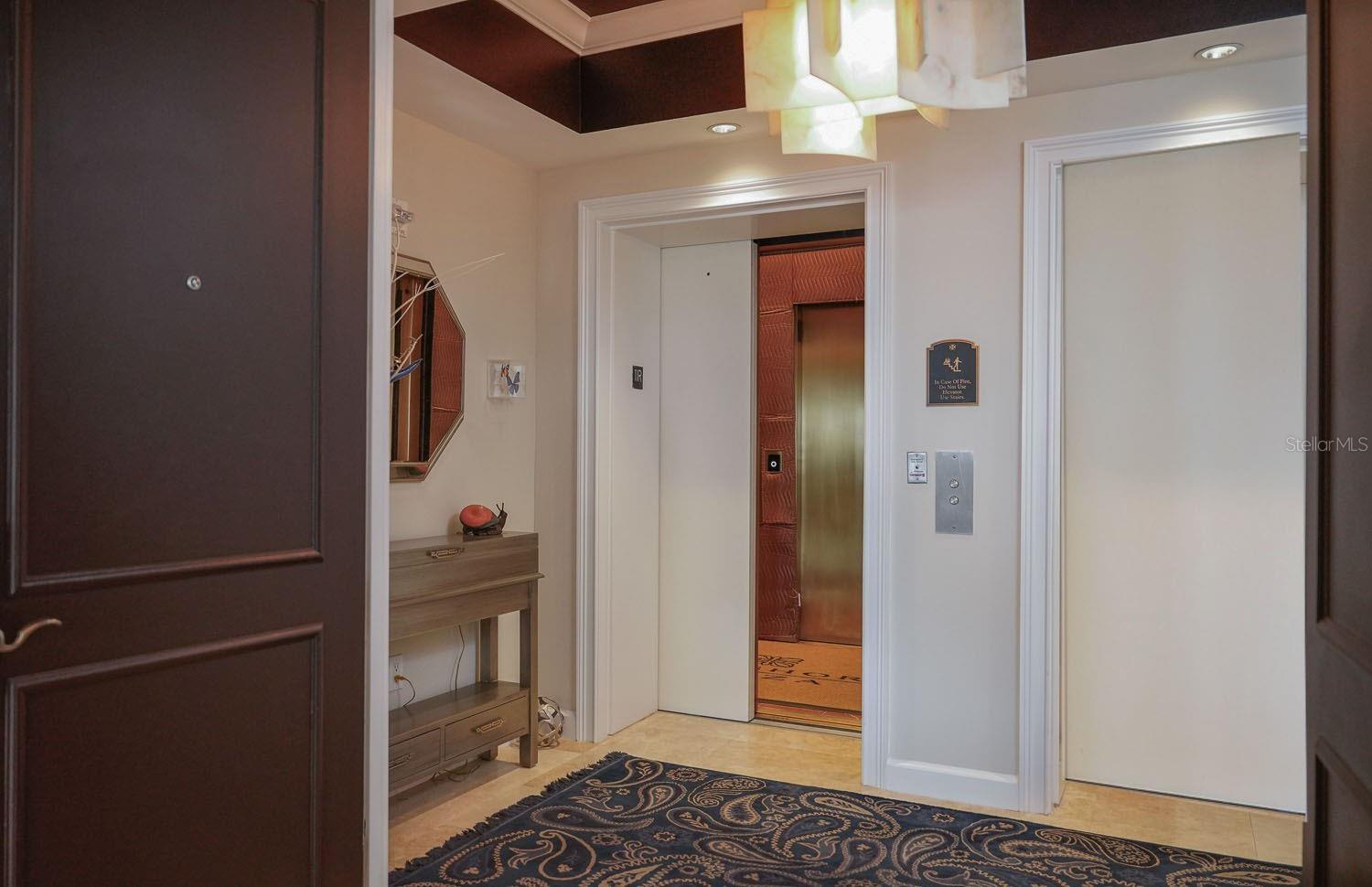 PARKSHORE PLAZA CONDO - Residential
