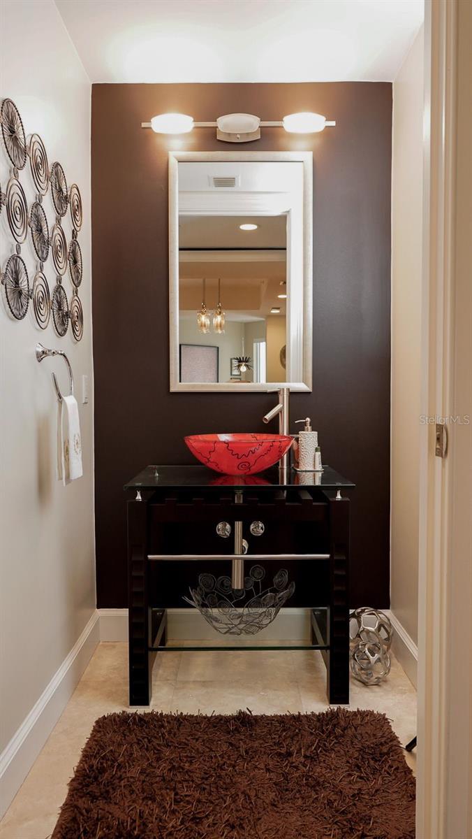 PARKSHORE PLAZA CONDO - Residential