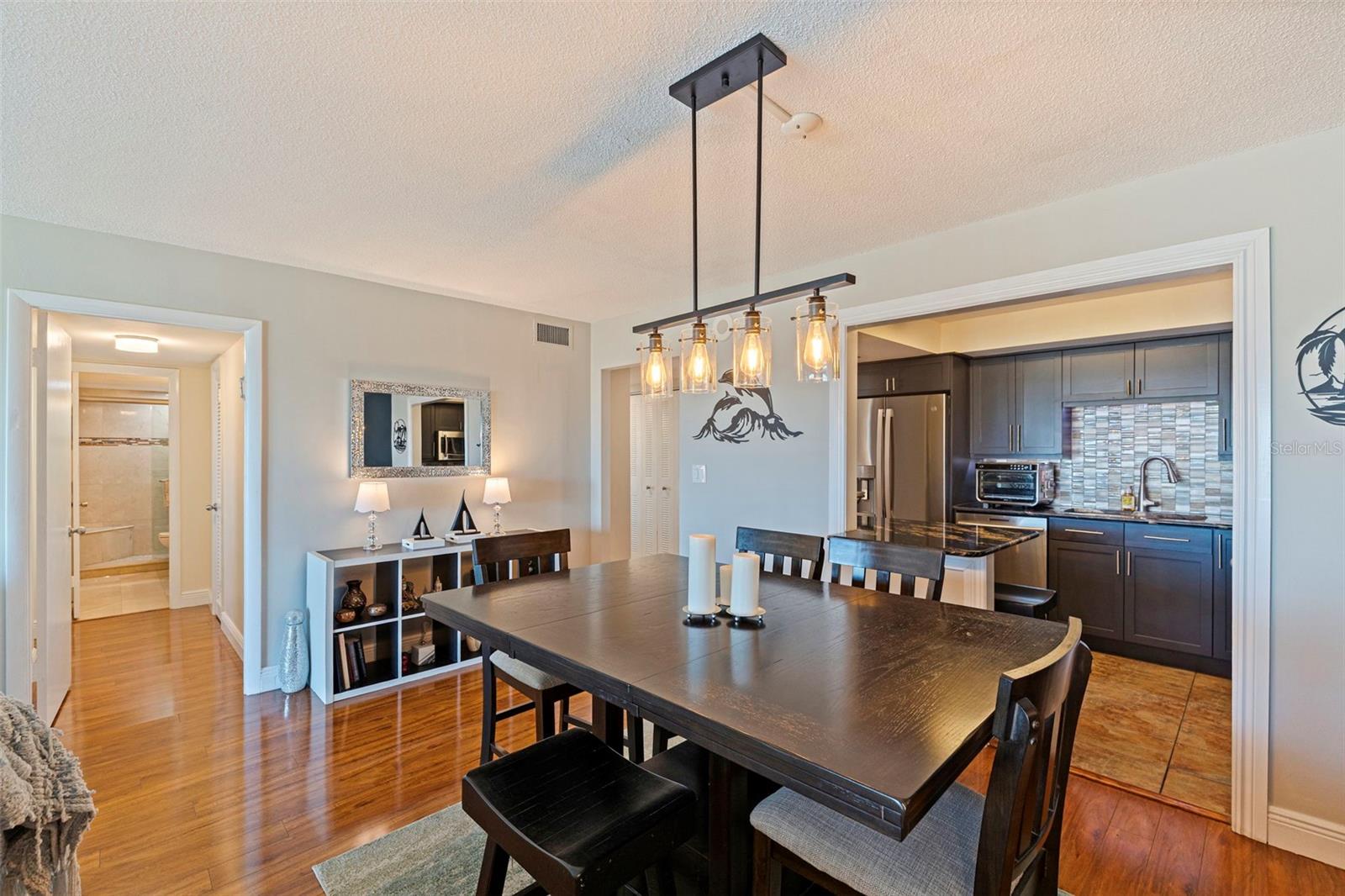 THREE PALMS POINTE CONDO - Residential