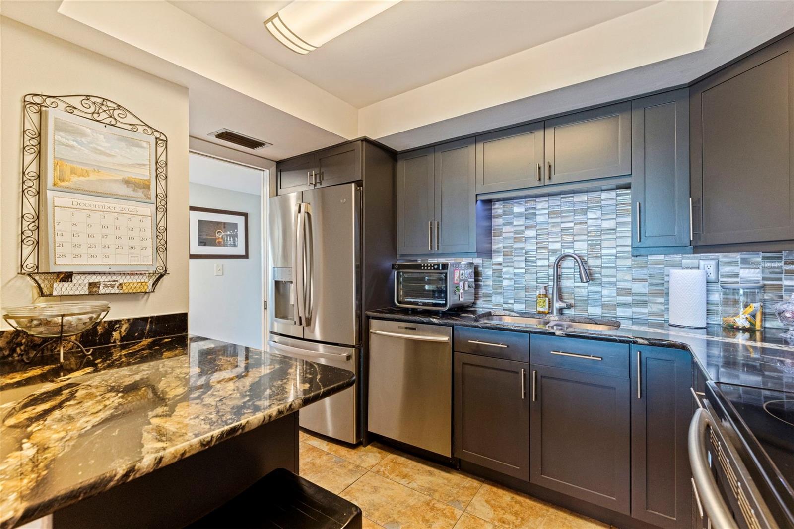 THREE PALMS POINTE CONDO - Residential