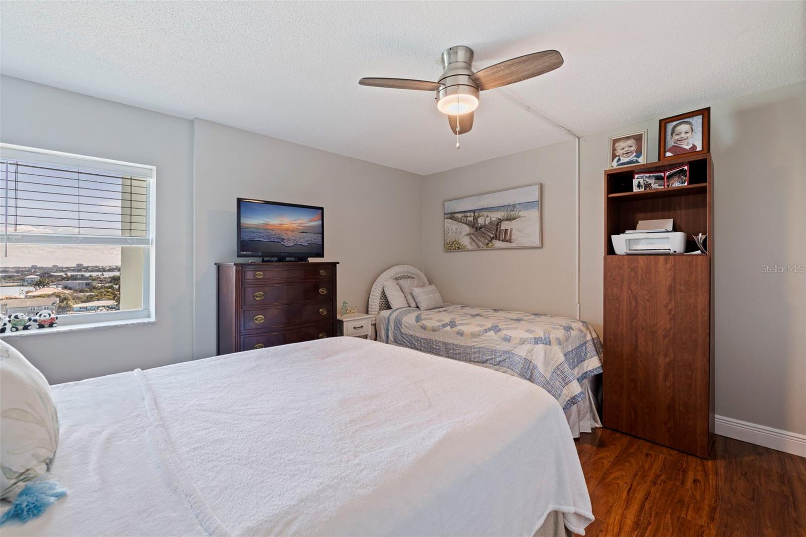 THREE PALMS POINTE CONDO - Residential