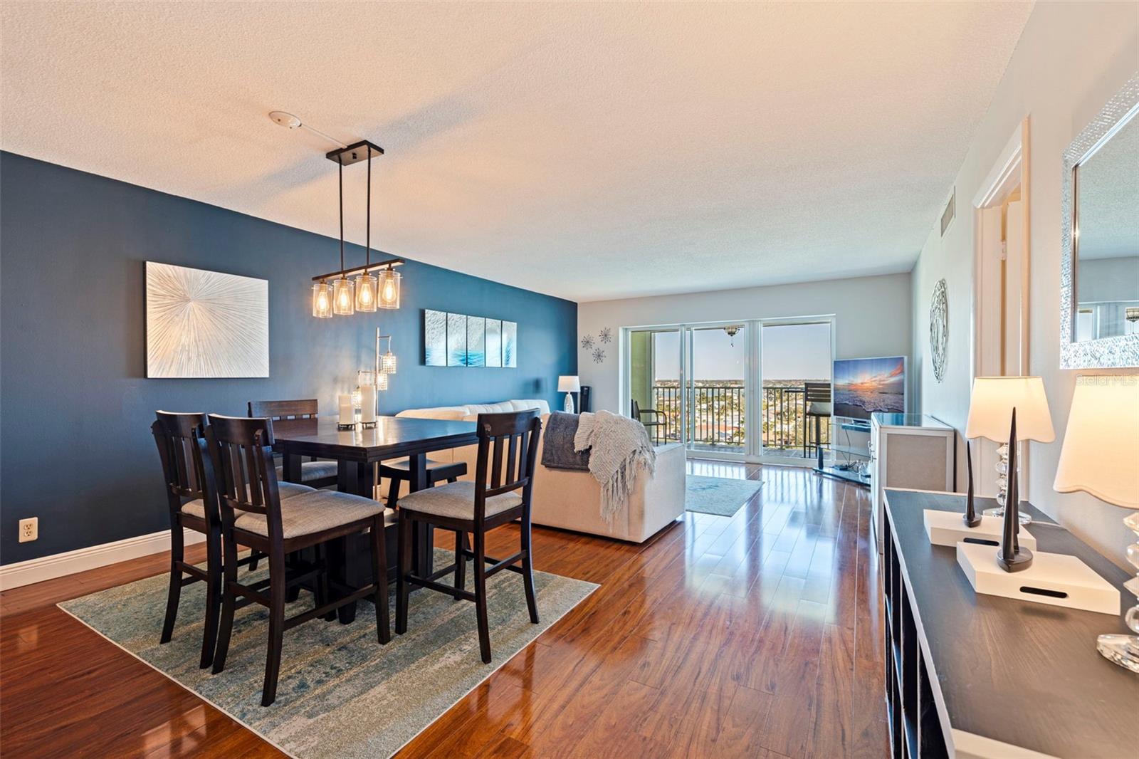 THREE PALMS POINTE CONDO - Residential