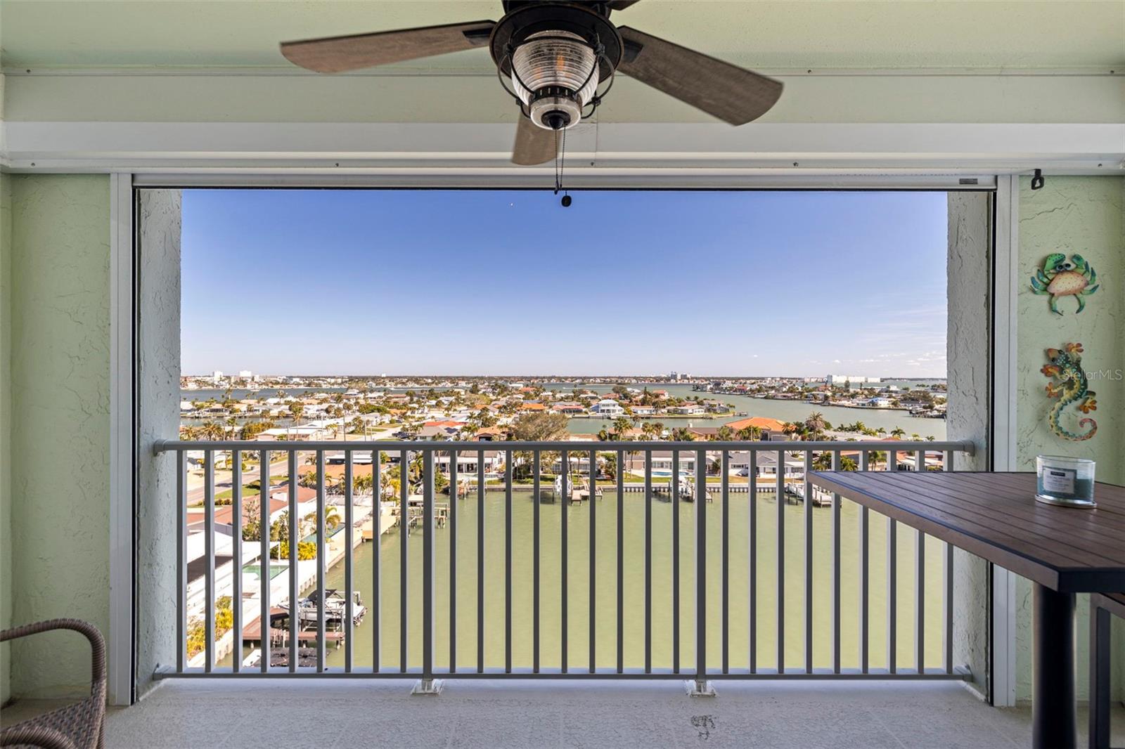 THREE PALMS POINTE CONDO - Residential