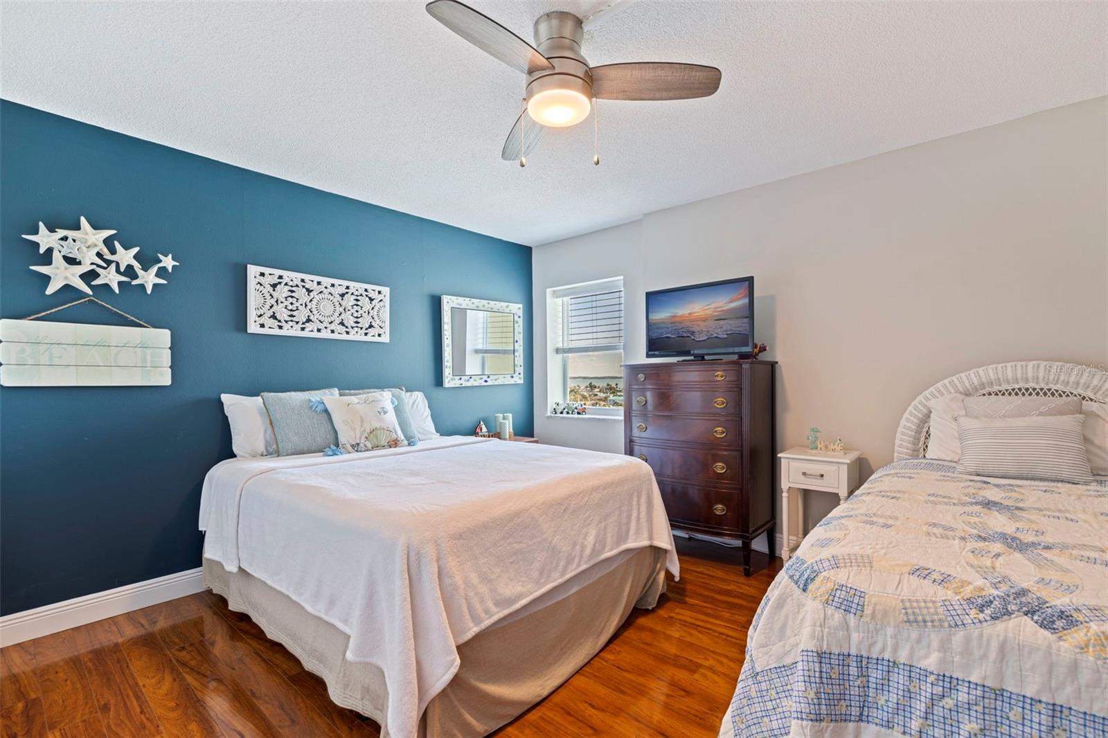 THREE PALMS POINTE CONDO - Residential