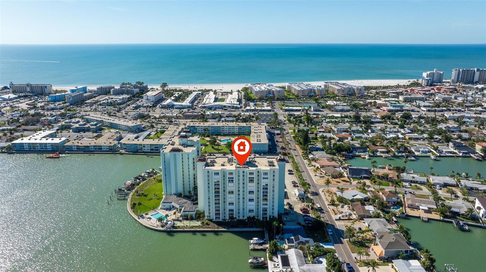 THREE PALMS POINTE CONDO - Residential