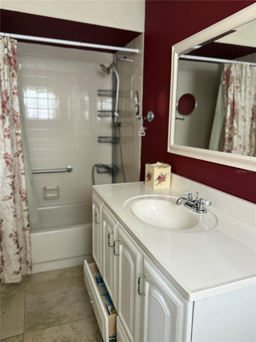 HOLIDAY LAKES WEST - Residential