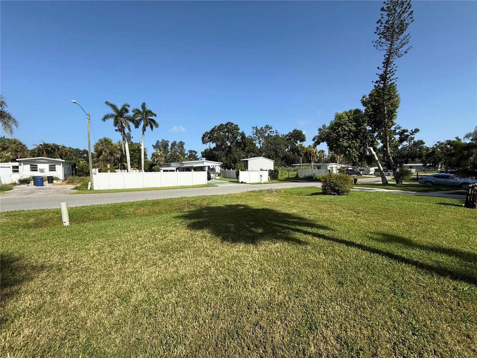 NOKOMIS MANOR NATURES PARK - Residential