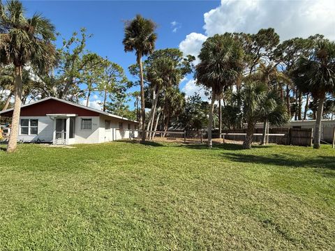 506 KENWOOD AVENUE NOKOMIS FL 34275
