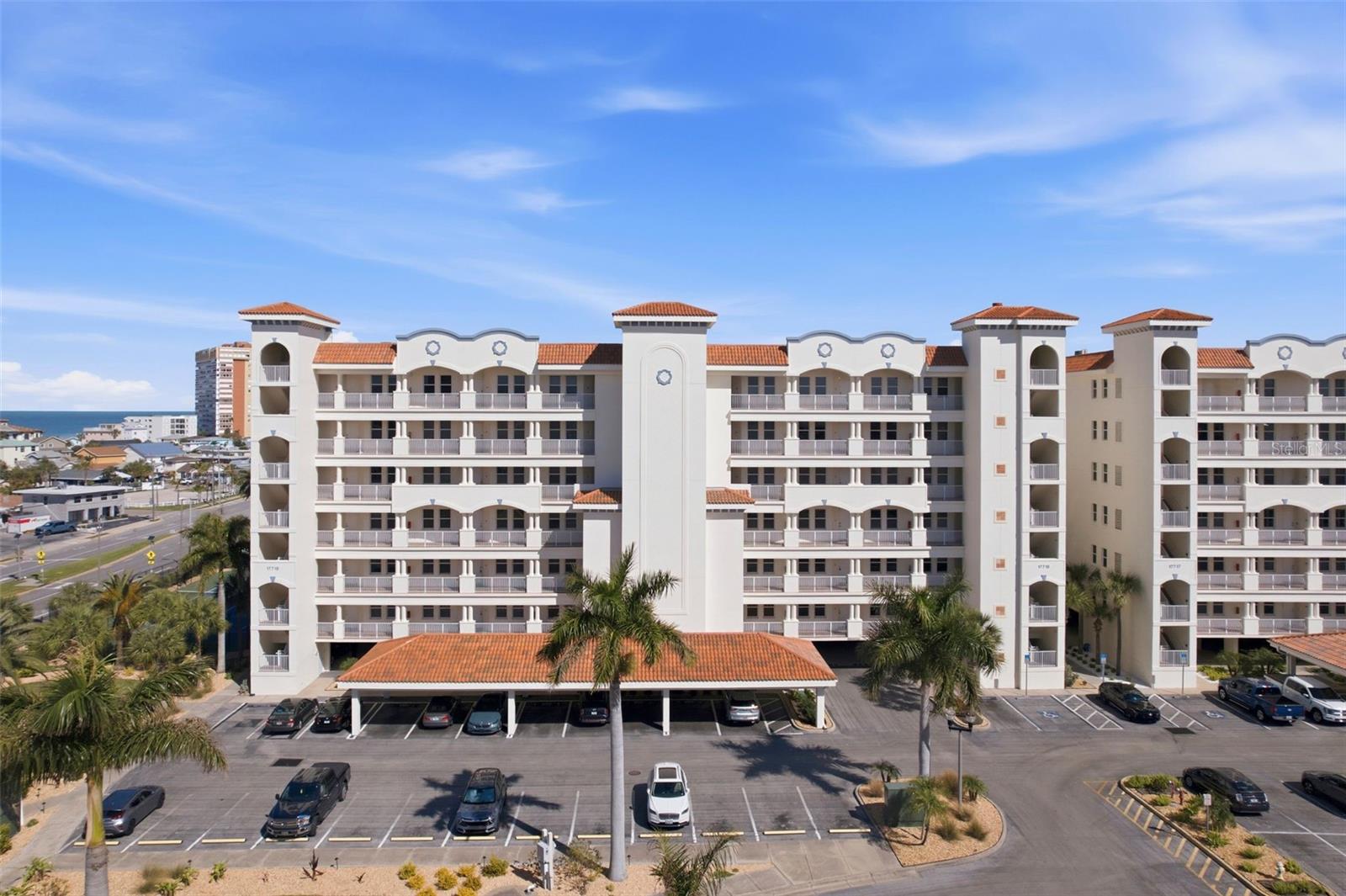 LAS PALMAS CONDO - Residential