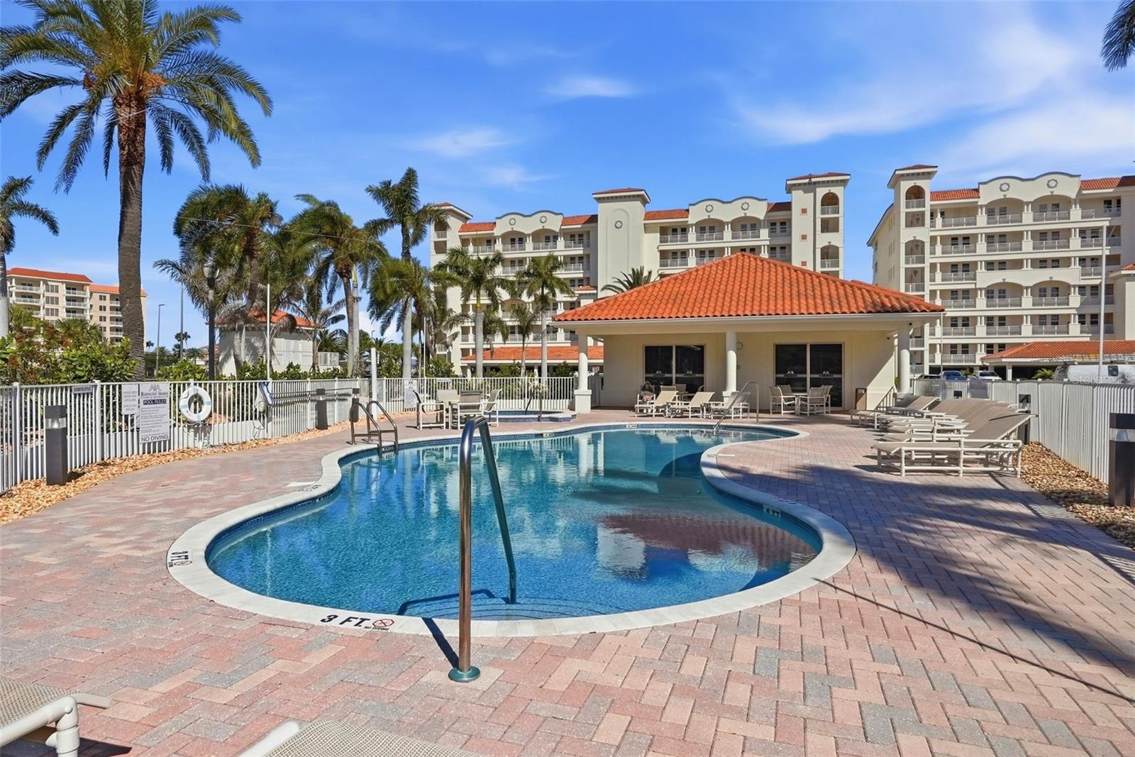 LAS PALMAS CONDO - Residential