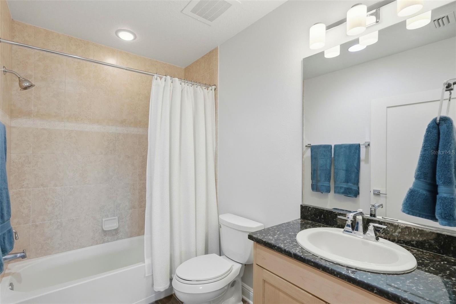 LAS PALMAS CONDO - Residential