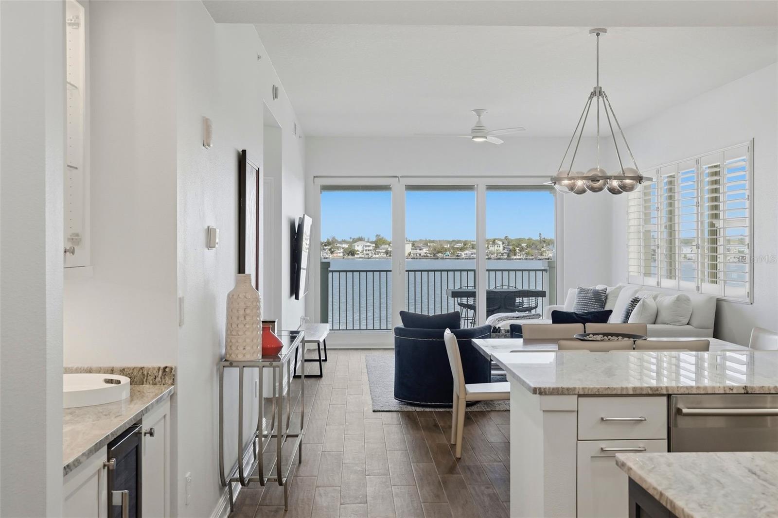 LAS PALMAS CONDO - Residential