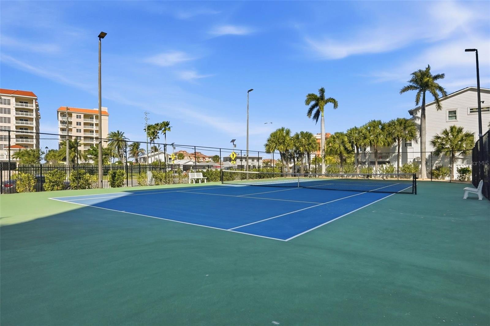 LAS PALMAS CONDO - Residential