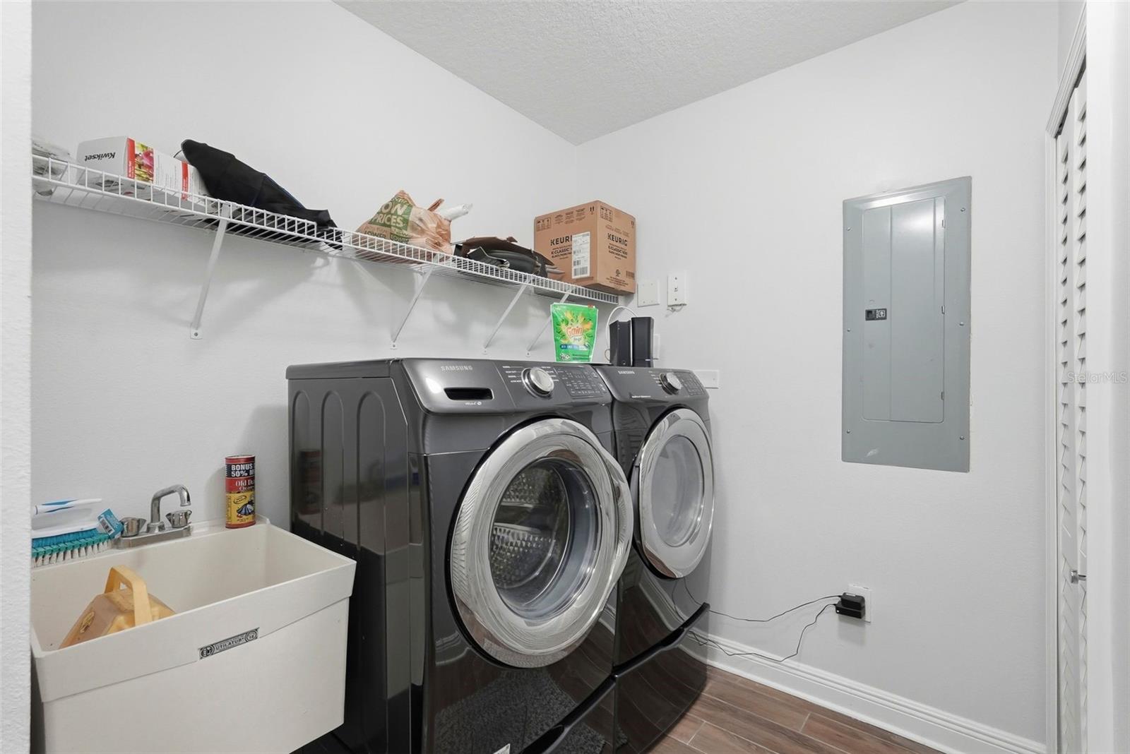 LAS PALMAS CONDO - Residential