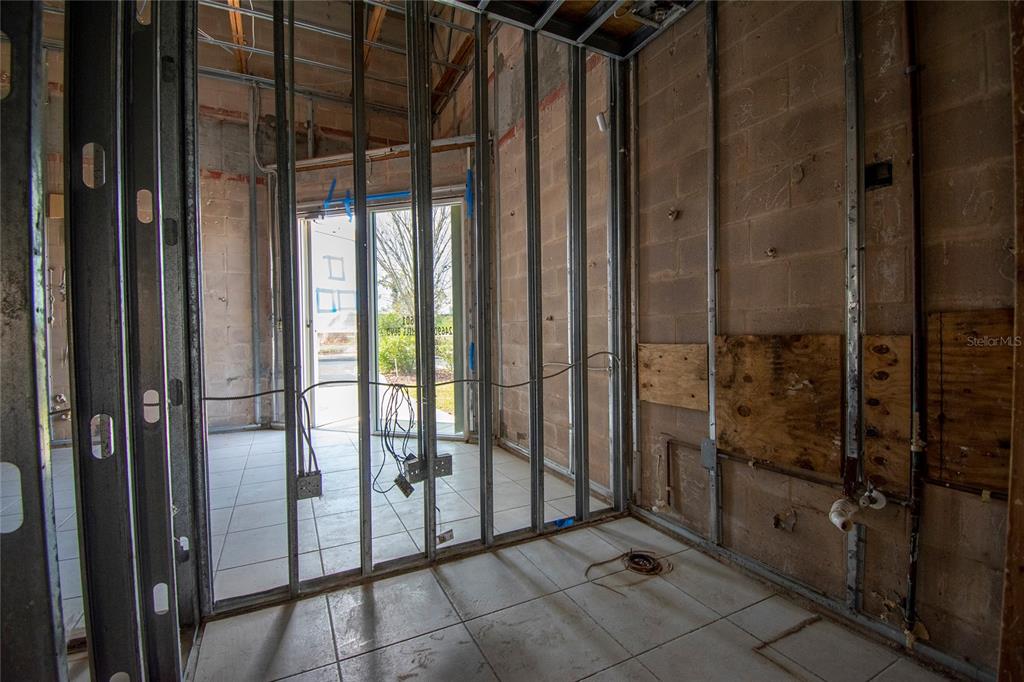 SANDHILL GARDEN PARK COMMER - Commercial Lease