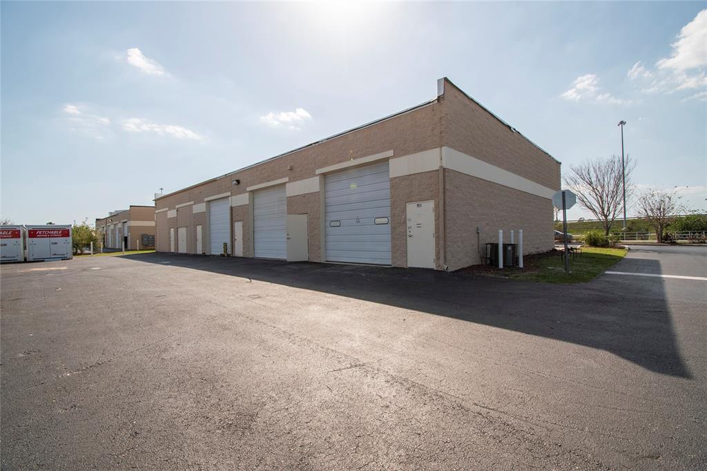 SANDHILL GARDEN PARK COMMER - Commercial Lease