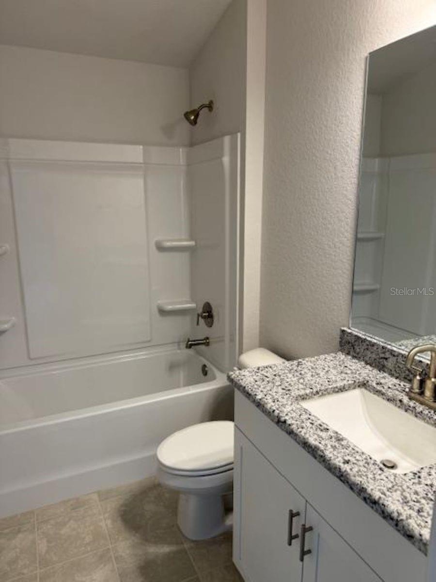 2170 NW 23RD LOOP