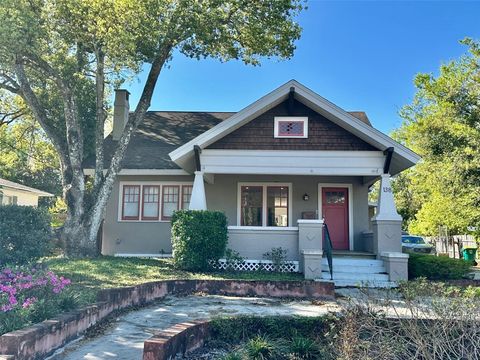 Photo of 138 W Stetson Avenue, Deland, FL 32720 (MLS # O6293911)