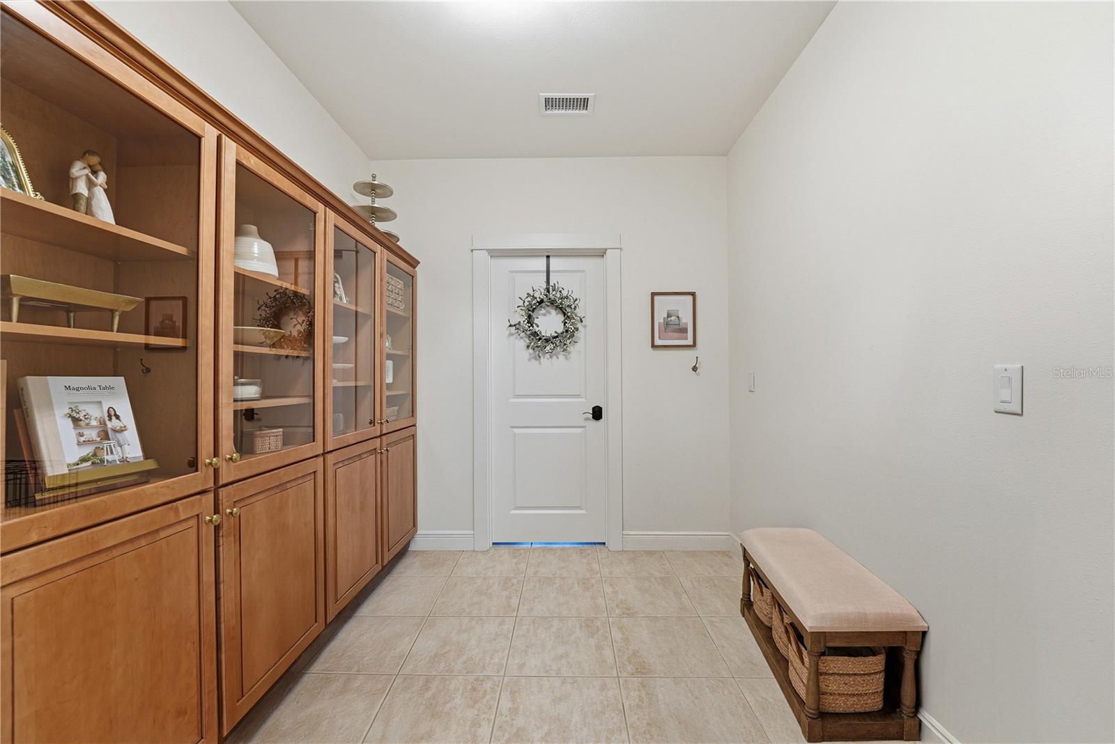 RUNNYMEDE OAKS UNREC - Residential