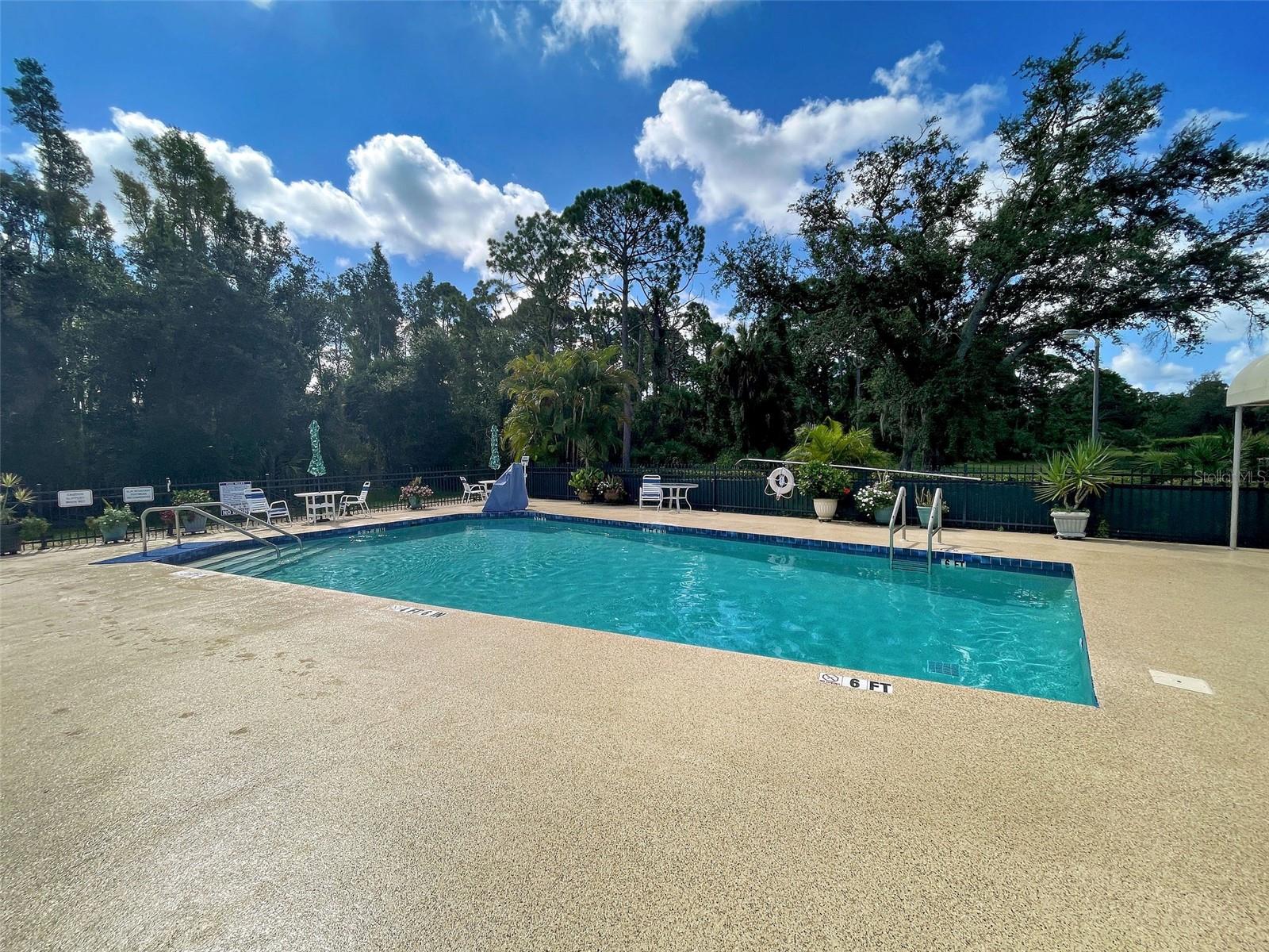 CHESTNUT CREEK VILLAS - Residential