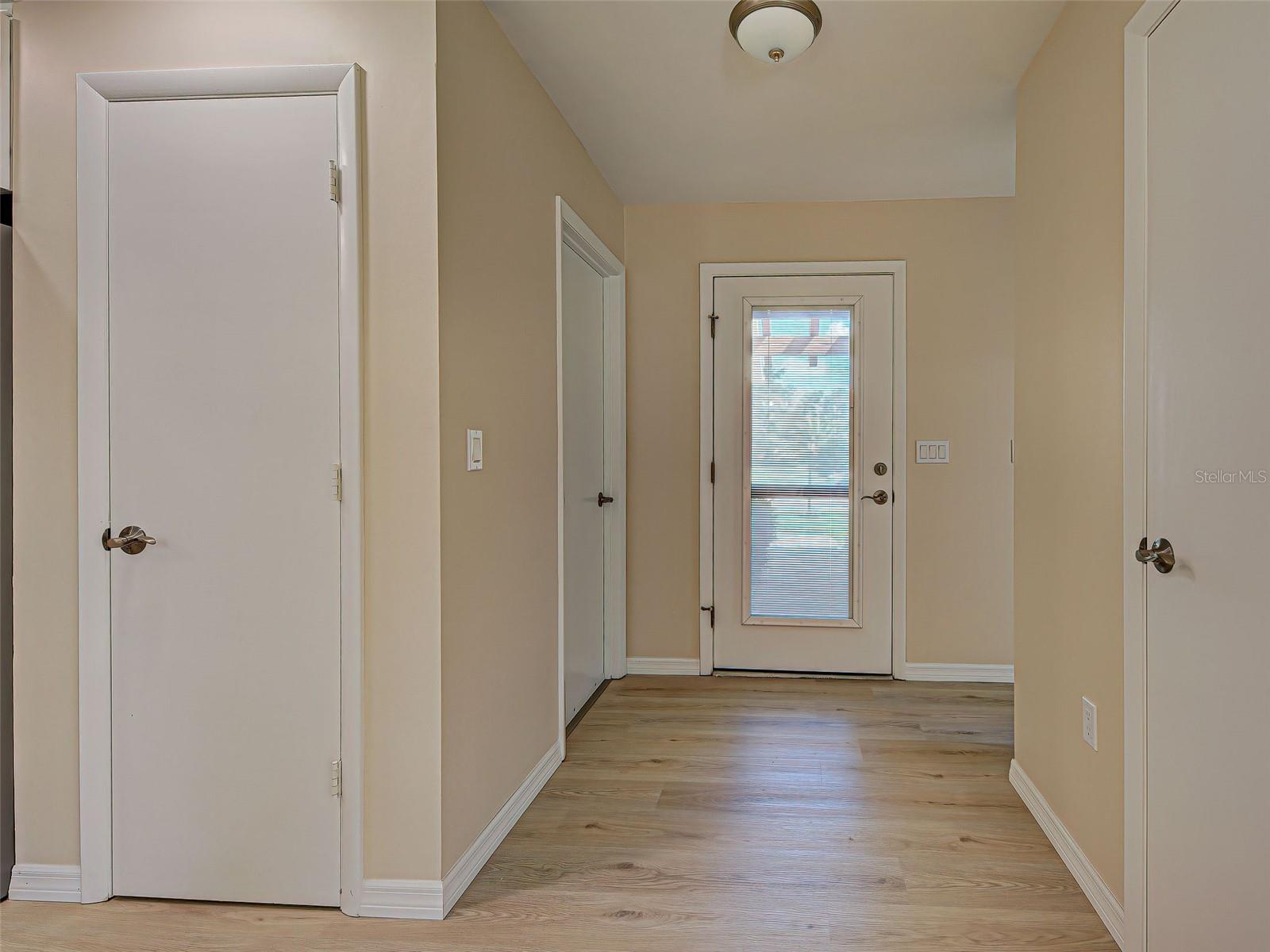 CHESTNUT CREEK VILLAS - Residential