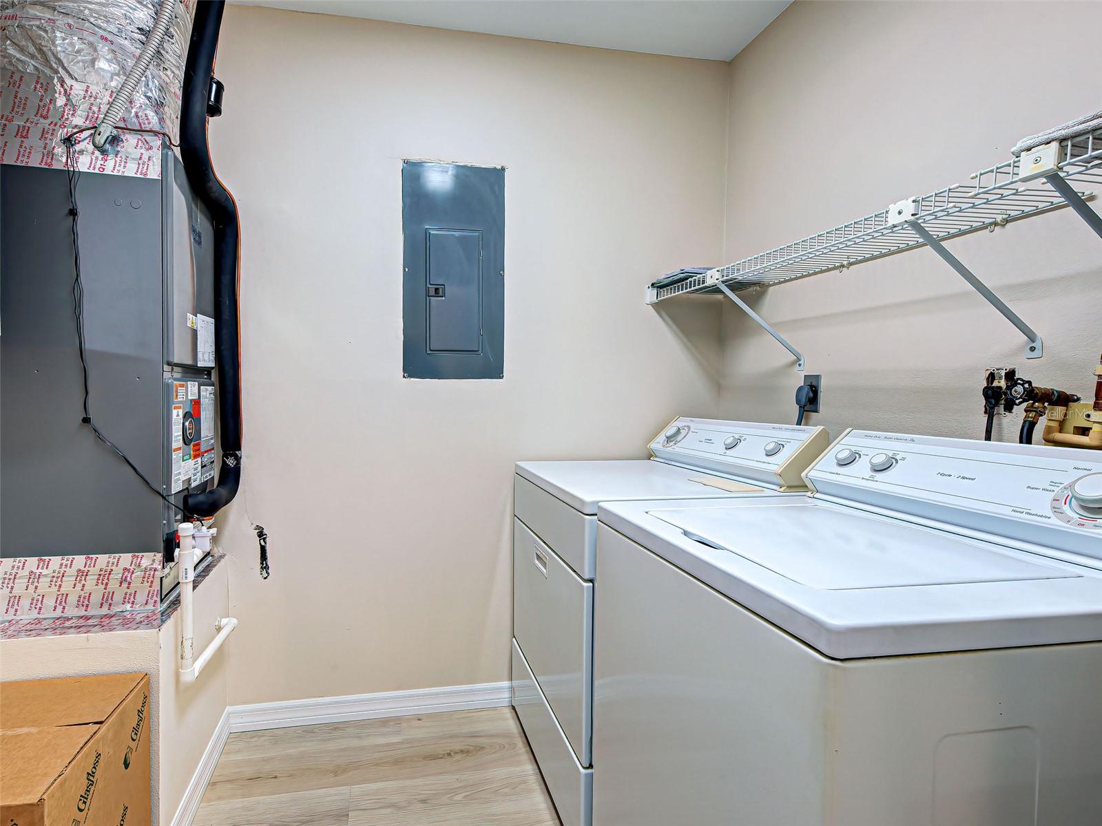 CHESTNUT CREEK VILLAS - Residential